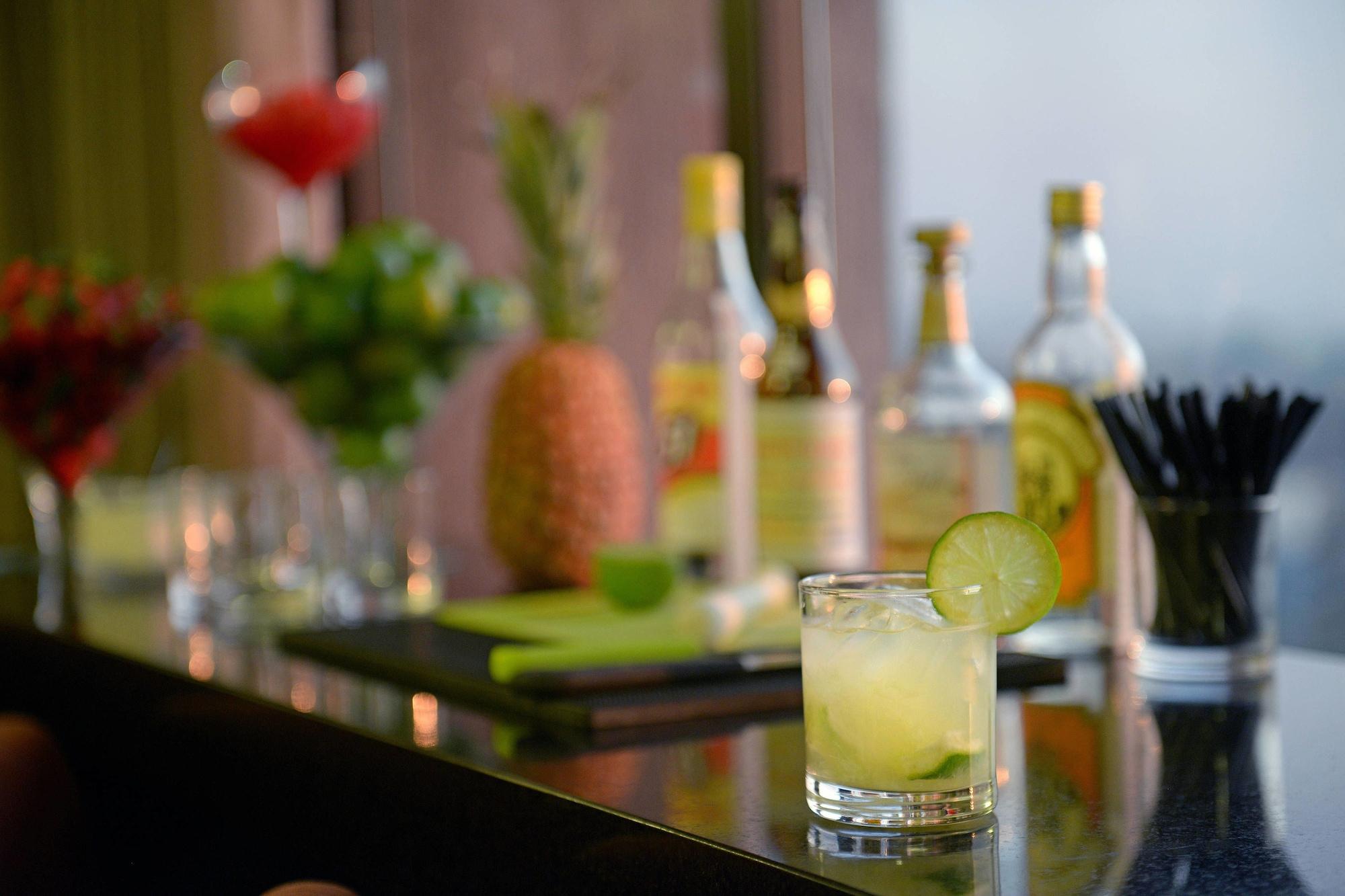 Marriott Sao Paulo Airport Hotel Guarulhos Ngoại thất bức ảnh A caipirinha