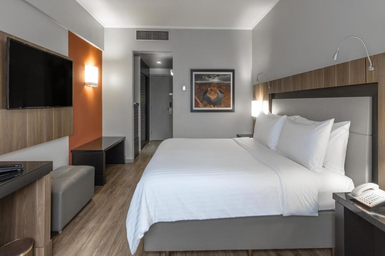 Marriott Sao Paulo Airport Hotel Guarulhos Ngoại thất bức ảnh A room at the hotel