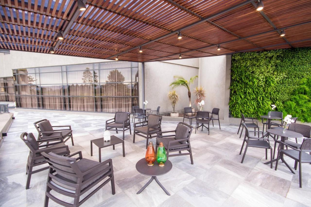 Marriott Sao Paulo Airport Hotel Guarulhos Ngoại thất bức ảnh The Sky Bar