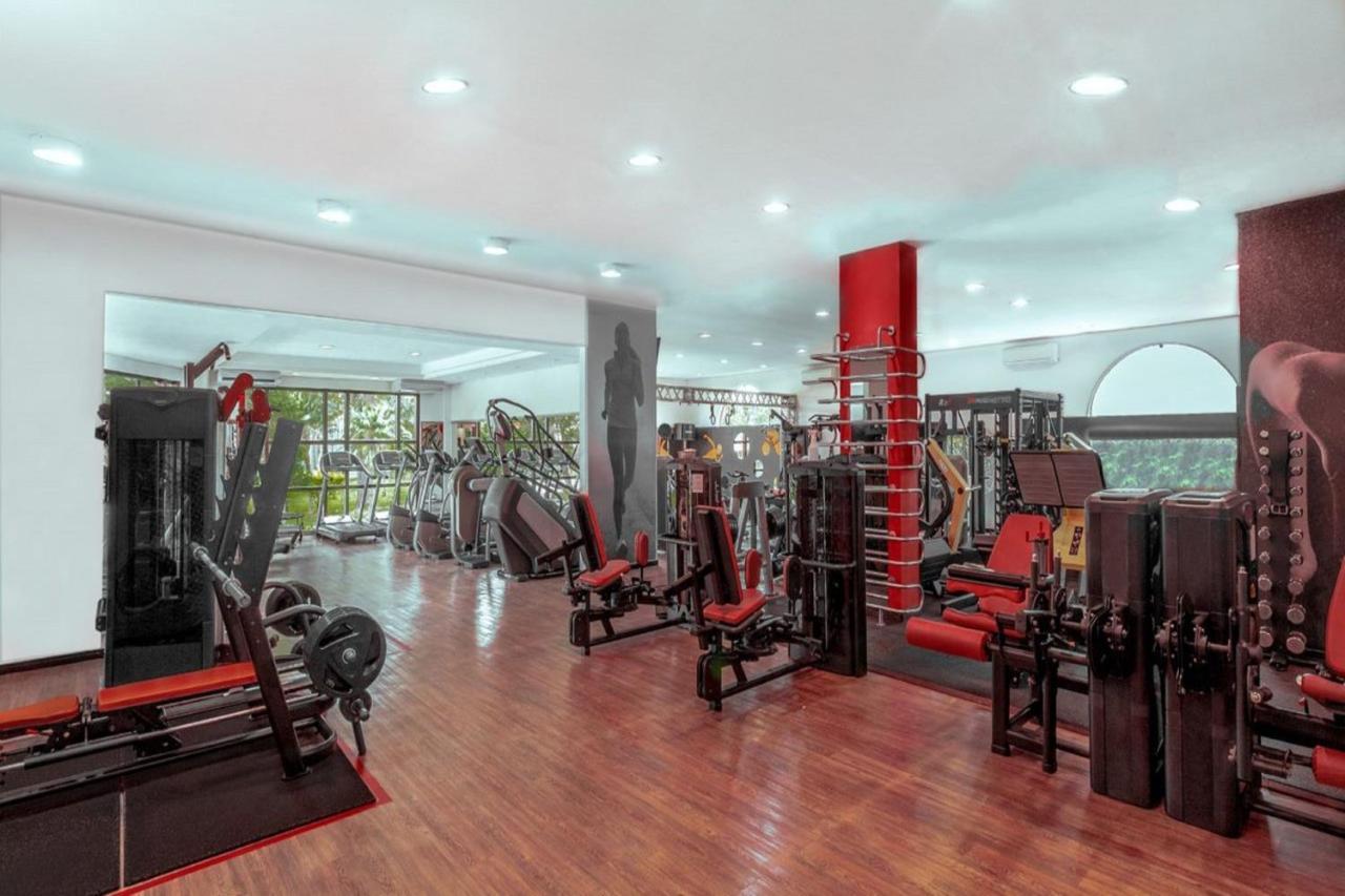 Marriott Sao Paulo Airport Hotel Guarulhos Ngoại thất bức ảnh The gym at the hotel