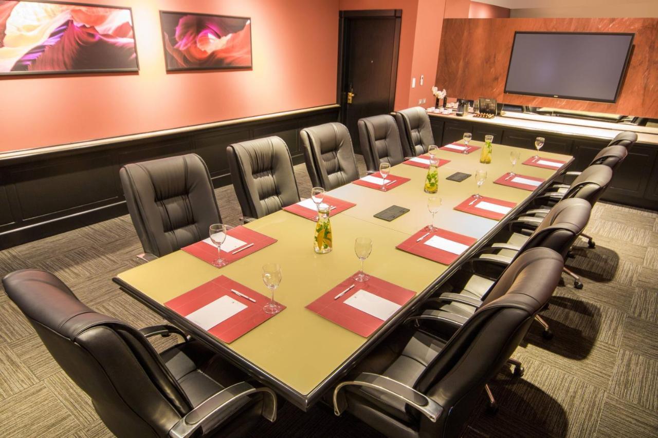 Marriott Sao Paulo Airport Hotel Guarulhos Ngoại thất bức ảnh Boardroom at the Westin