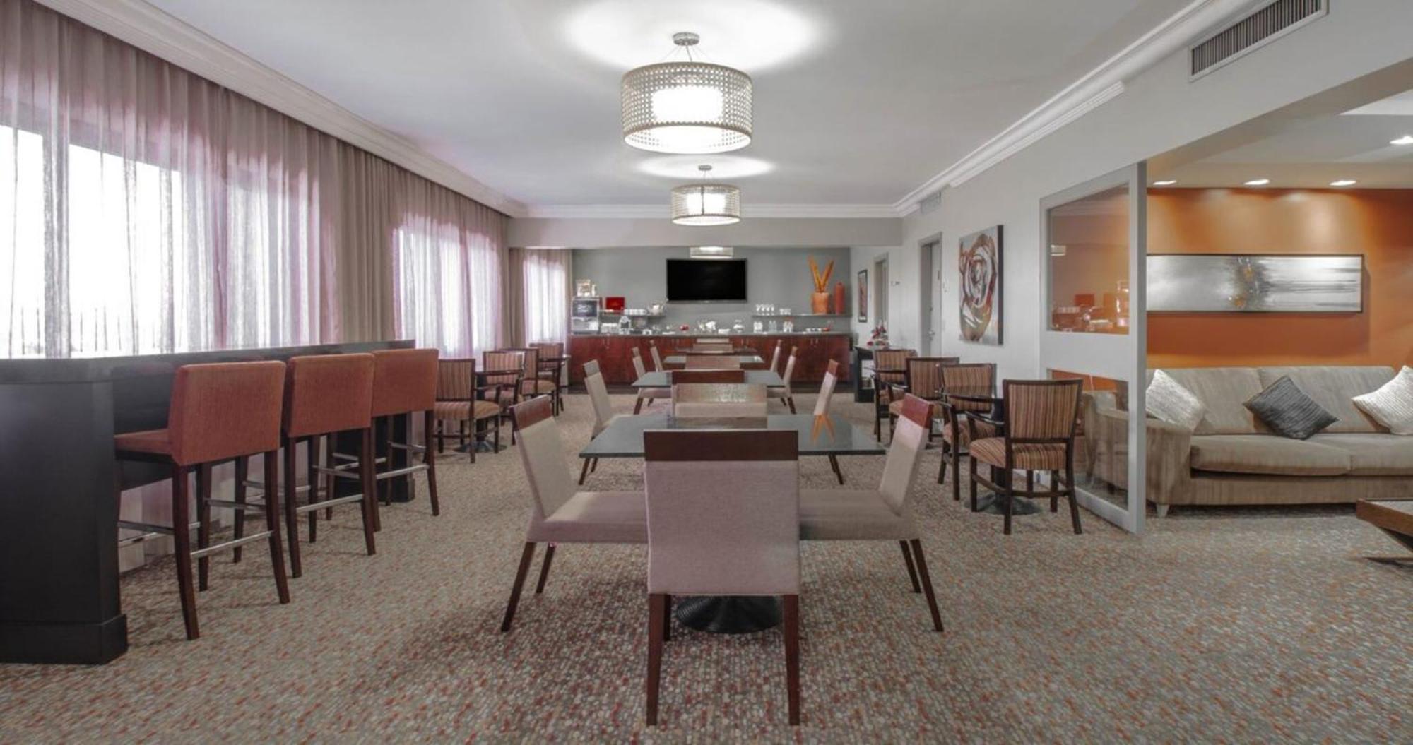 Marriott Sao Paulo Airport Hotel Guarulhos Ngoại thất bức ảnh The Club at Newark Airport