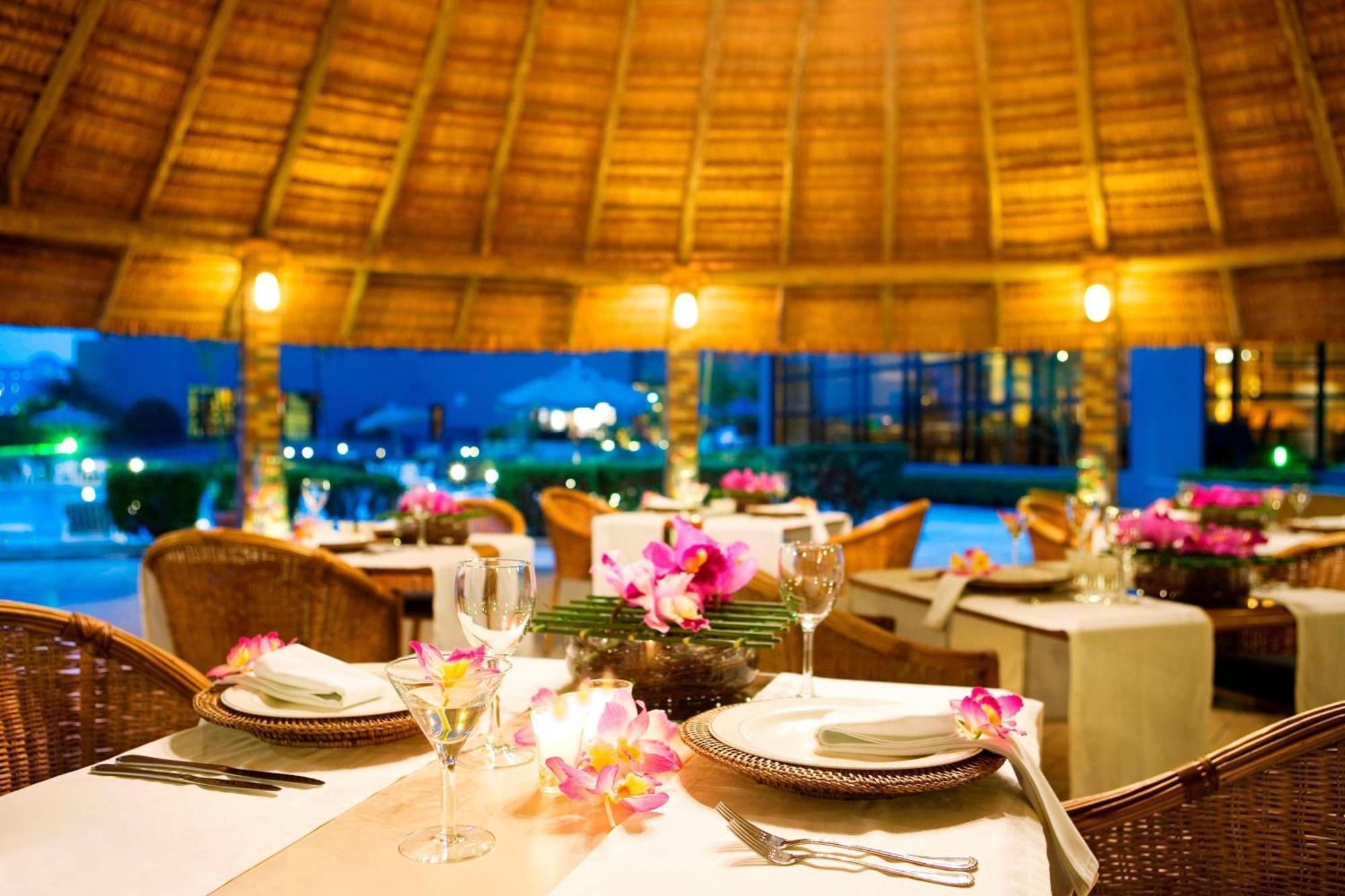 Marriott Sao Paulo Airport Hotel Guarulhos Ngoại thất bức ảnh The restaurant at the Royal Island Resort & Spa